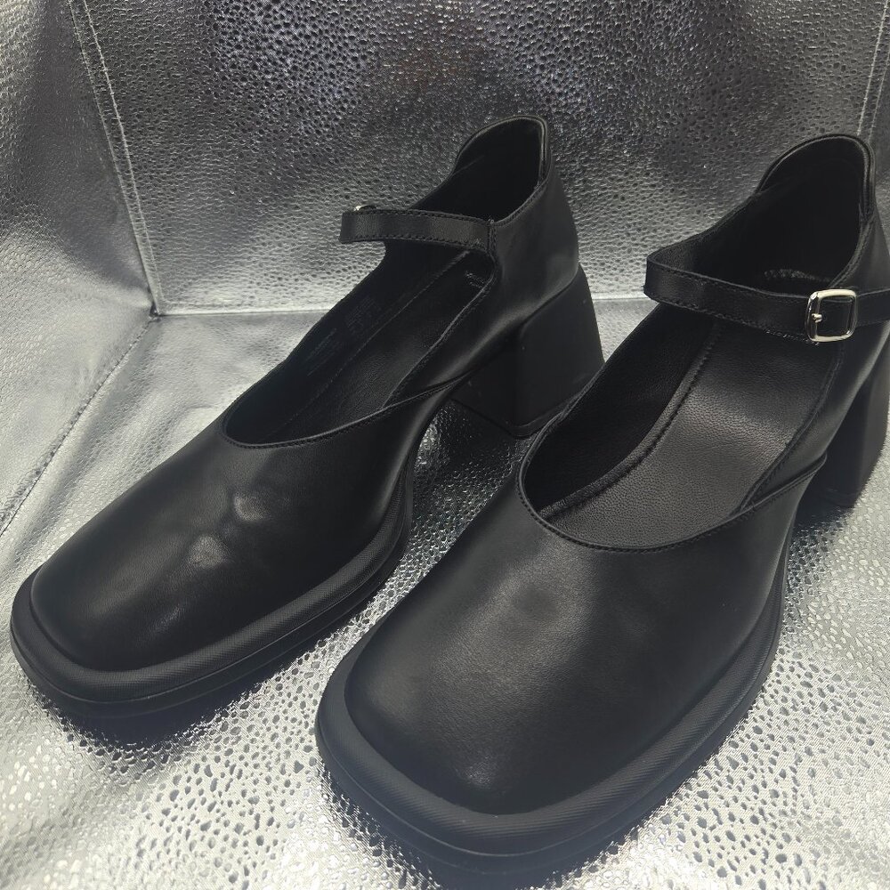 Vagabond Shoemakers Women's Black Leather Mary Jane Pumps Size 9